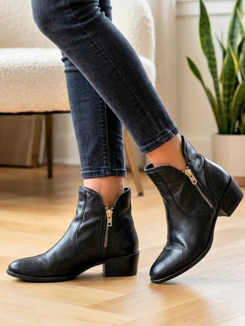 Steve Madden Black Leather Zipstr Double Zipper Ankle Booties Women Size 6.5
